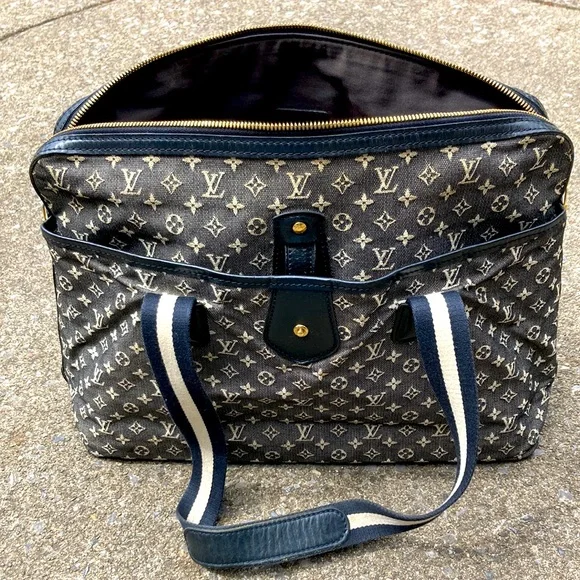 Louis Vuitton bag - Picture 1 of 12